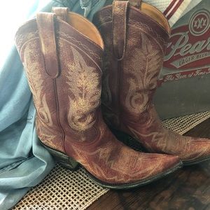 Old gringo red mid boots 8